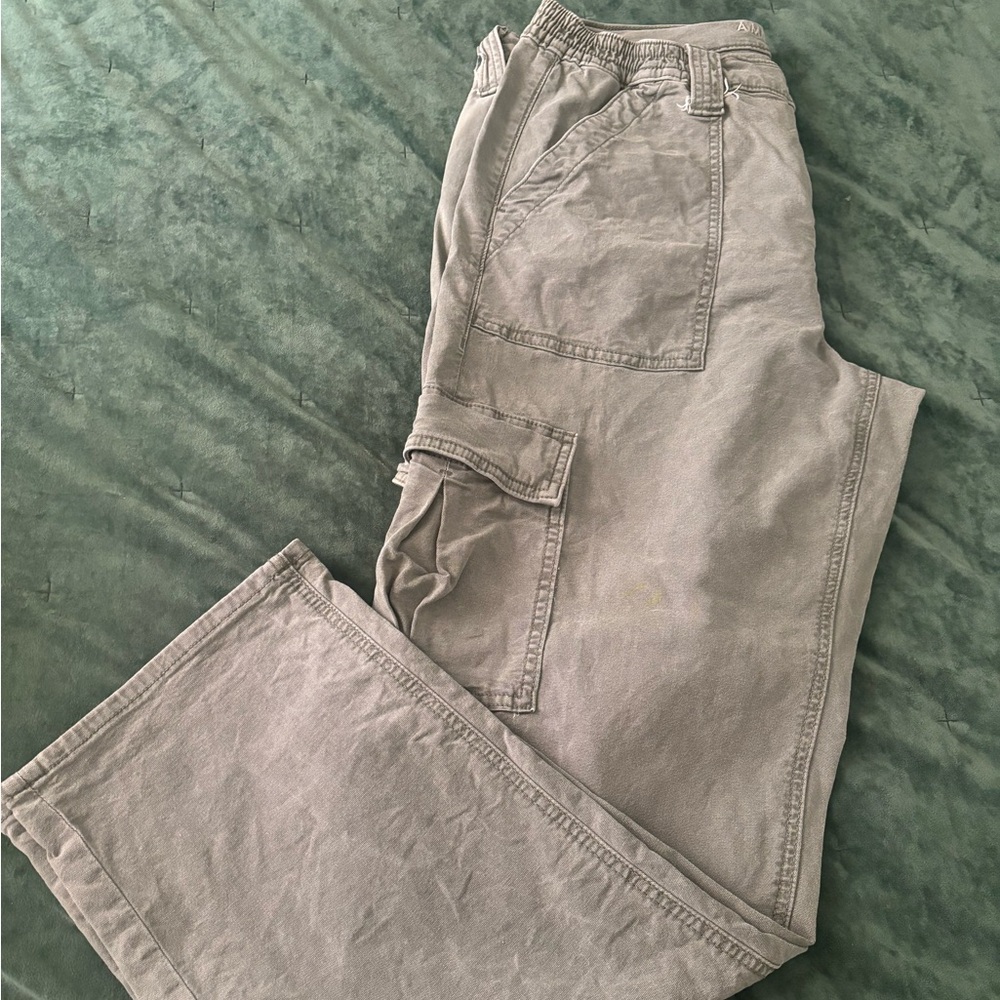American Eagle Cargos